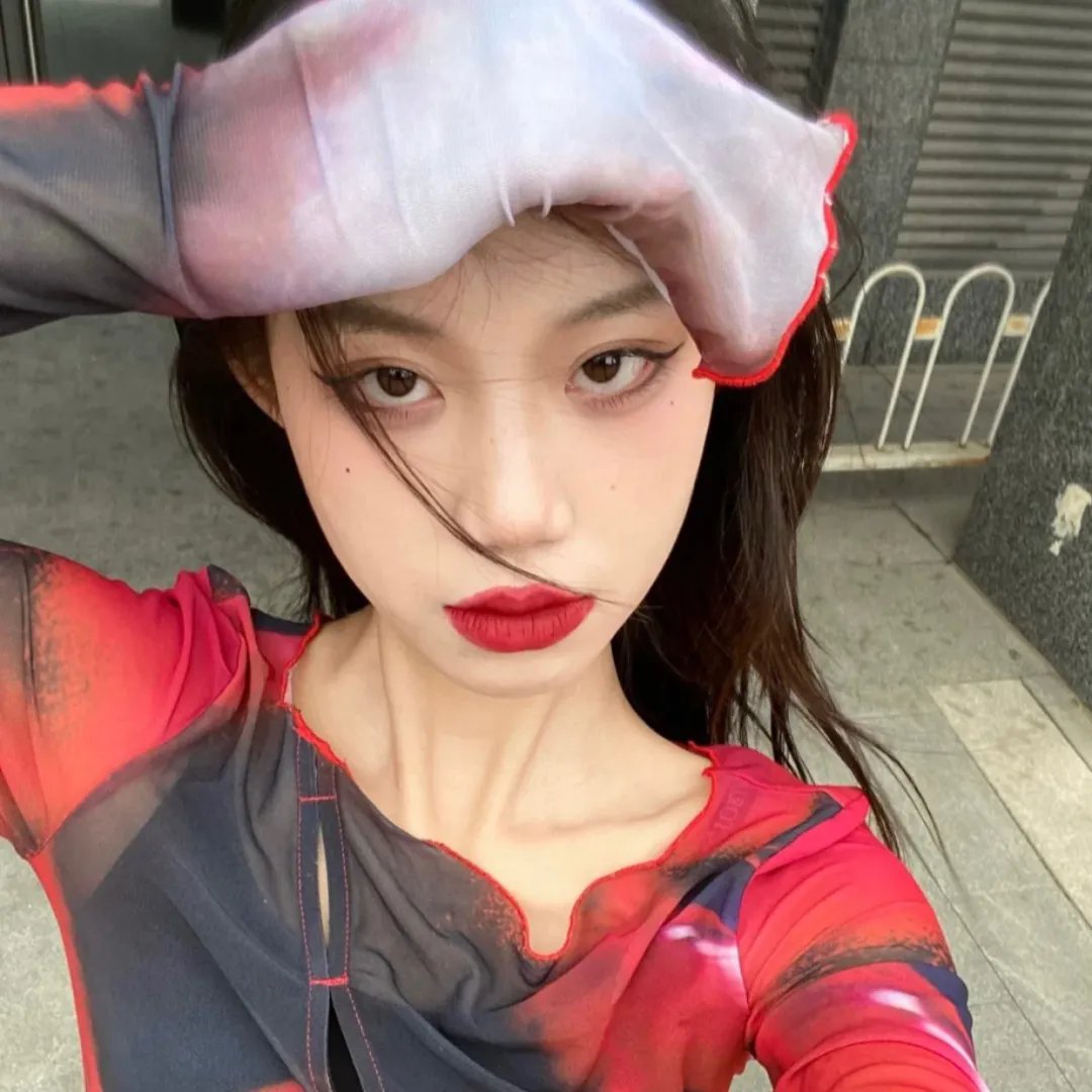 据幸存的六人所述